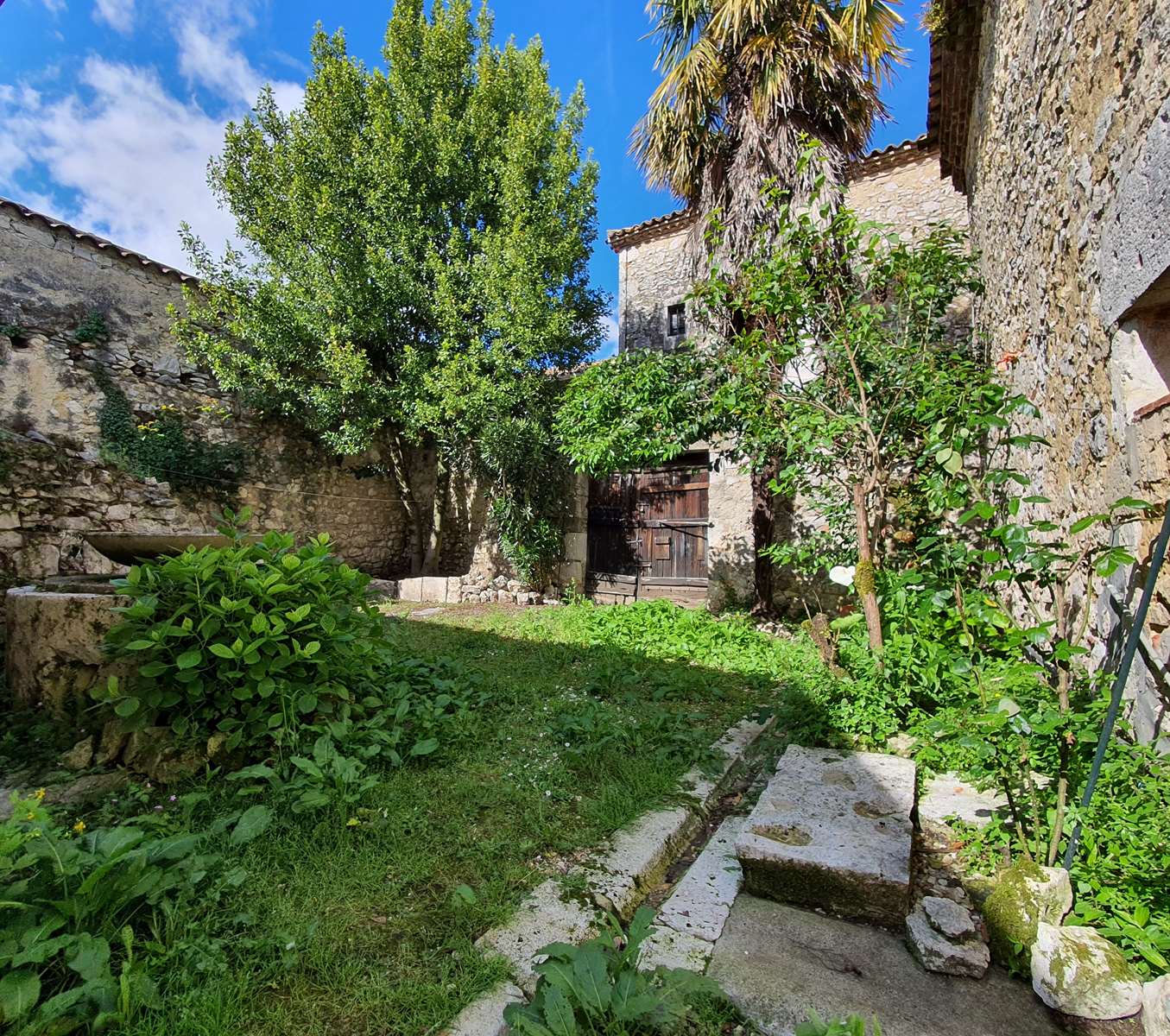 Jardin-de-Cure-Vianne-Bastide-AMGH-Immobilier