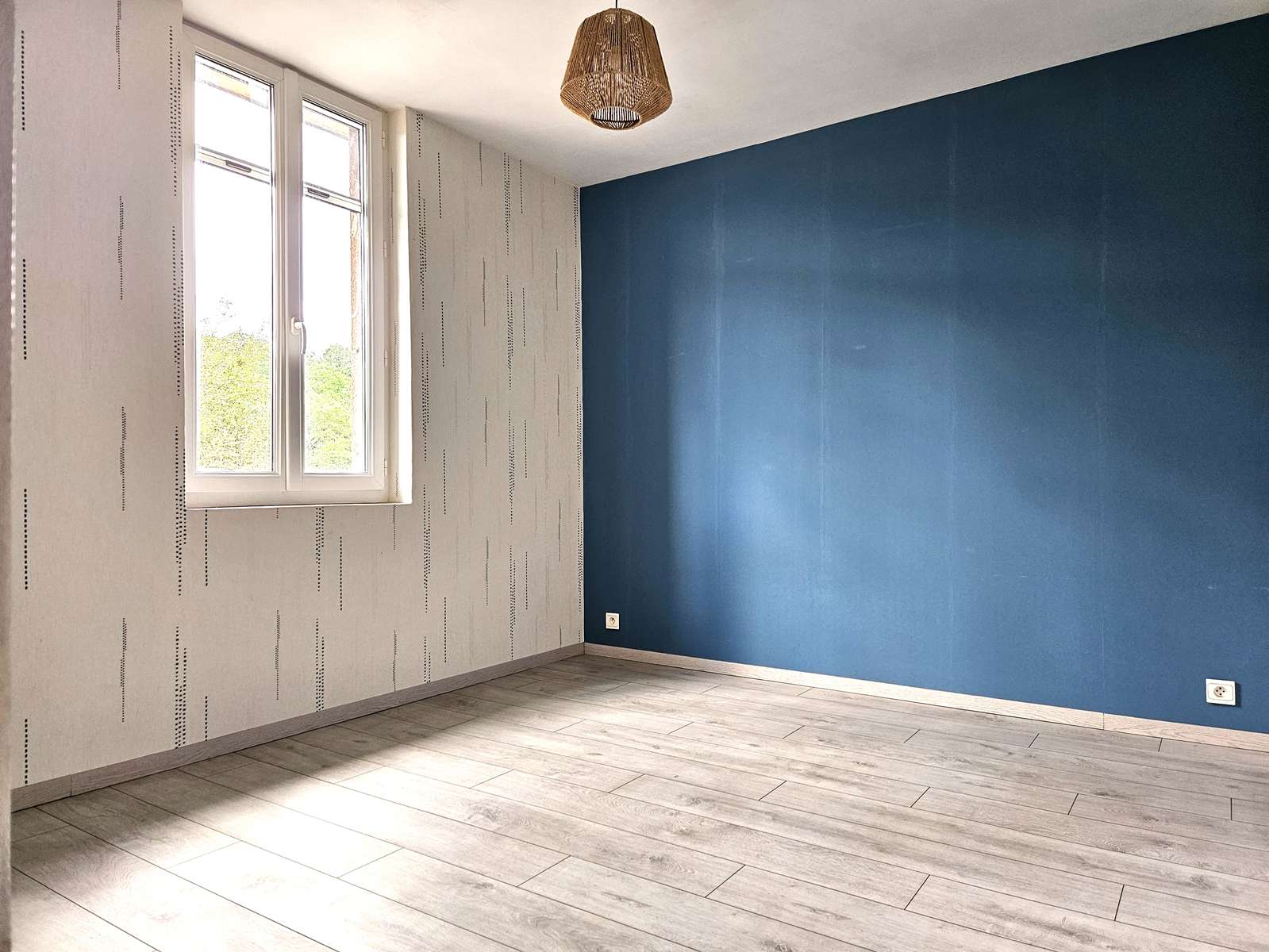 Chambre-une-etage-Maison-Mitoyenne-une-face-Interieur-Exclusivite-AMGH-IIMMOBILIER