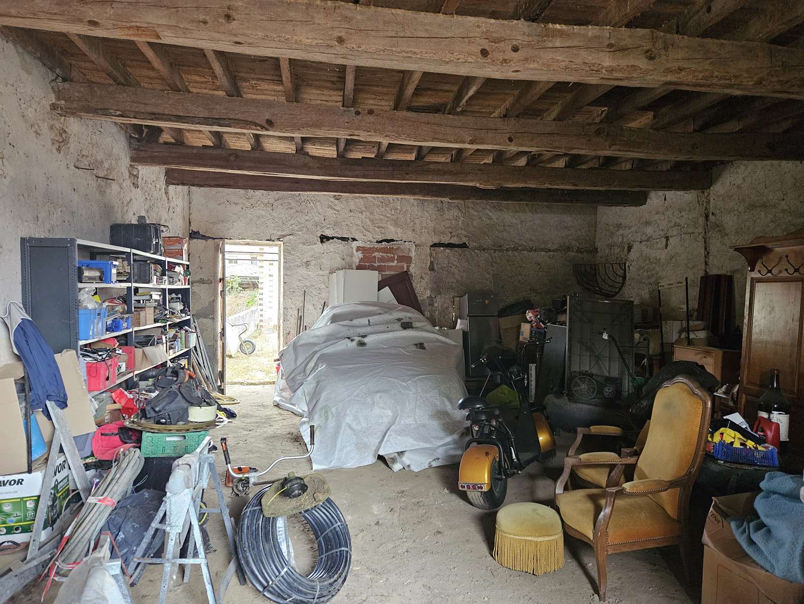 Garage-SOS-rez-de-chaussée-AMGH-IMMOBILIER