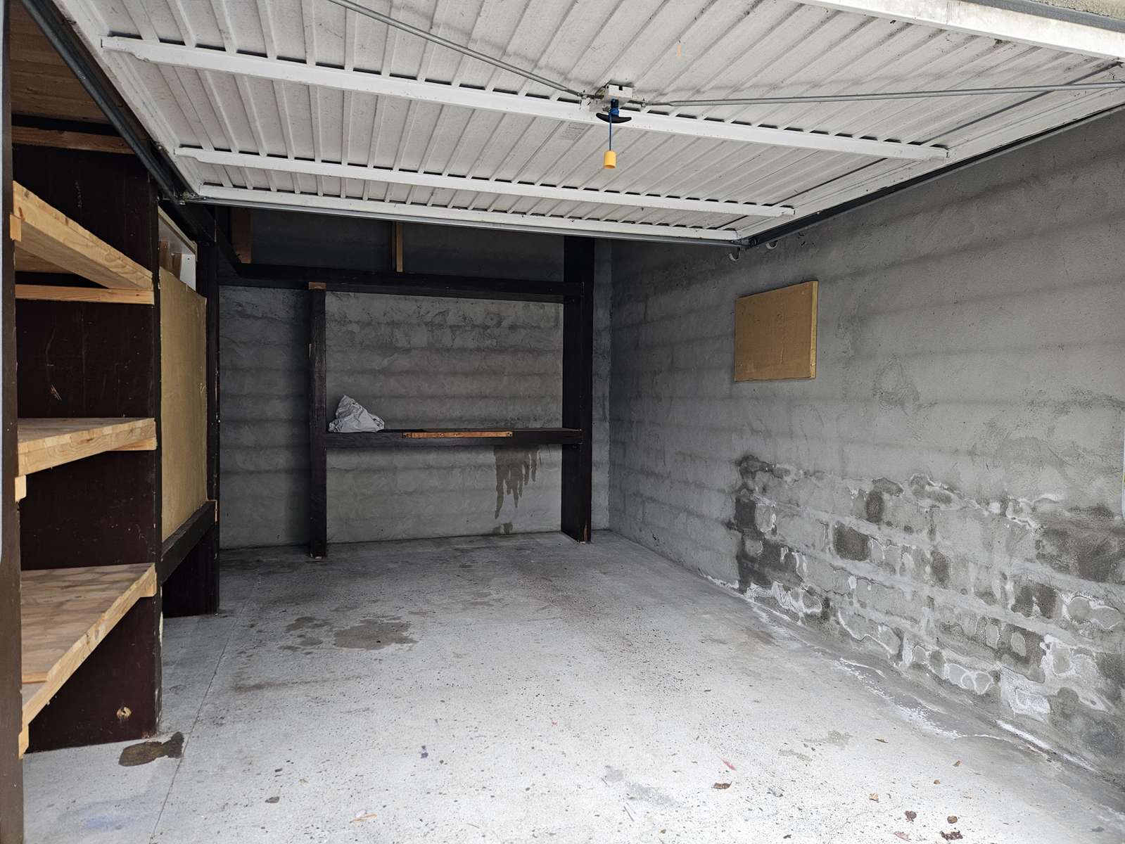 Immeuble-trois-appartement-et-trois-garages-gerage-3-amghimmobilier