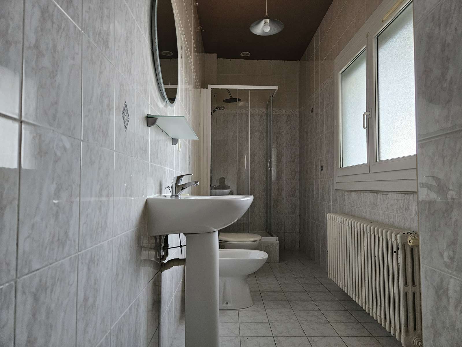 Immeuble-trois-appartement-et-trois-garages-salle-deau-2eme-amghimmobilier